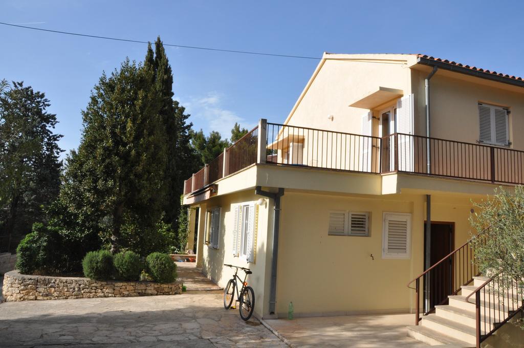 Apartment Supetar Blue Sky Dış mekan fotoğraf