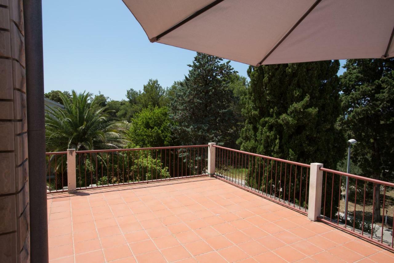 Apartment Supetar Blue Sky Dış mekan fotoğraf