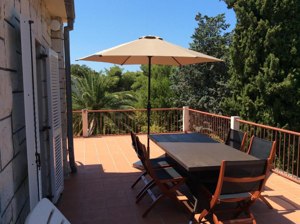 Apartment Supetar Blue Sky Dış mekan fotoğraf